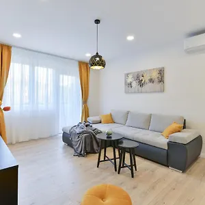 Lumina Zadar